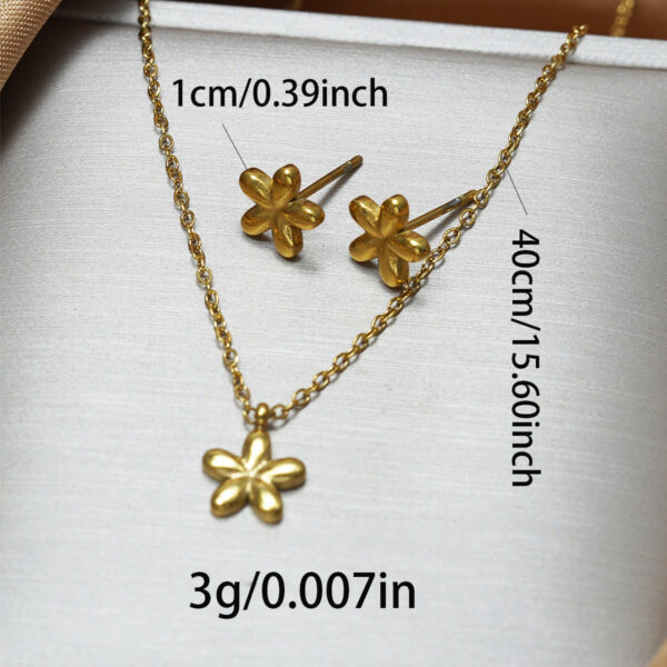 Lxalry 18K Gold Plated 5 Petal Floral Mirror Jewelry Set  Hypoallergenic Skin Safe Necklace   Stud Earrings For Daily Date Night  Never Fade Adjustable Luxury Gift - Image 6